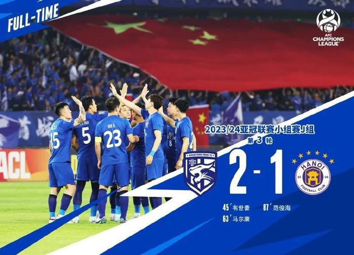 在片场照中，凯特;温斯莱特、佐伊;索尔达娜、萨姆;沃辛顿等人都穿着最先进的动作捕捉的戏服，在一个巨大的、充满海洋球的池子里进行拍摄